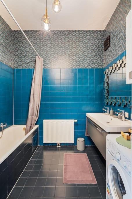 Anthrazit Oasis Near Center Shoppingstreet 3 Apartament *