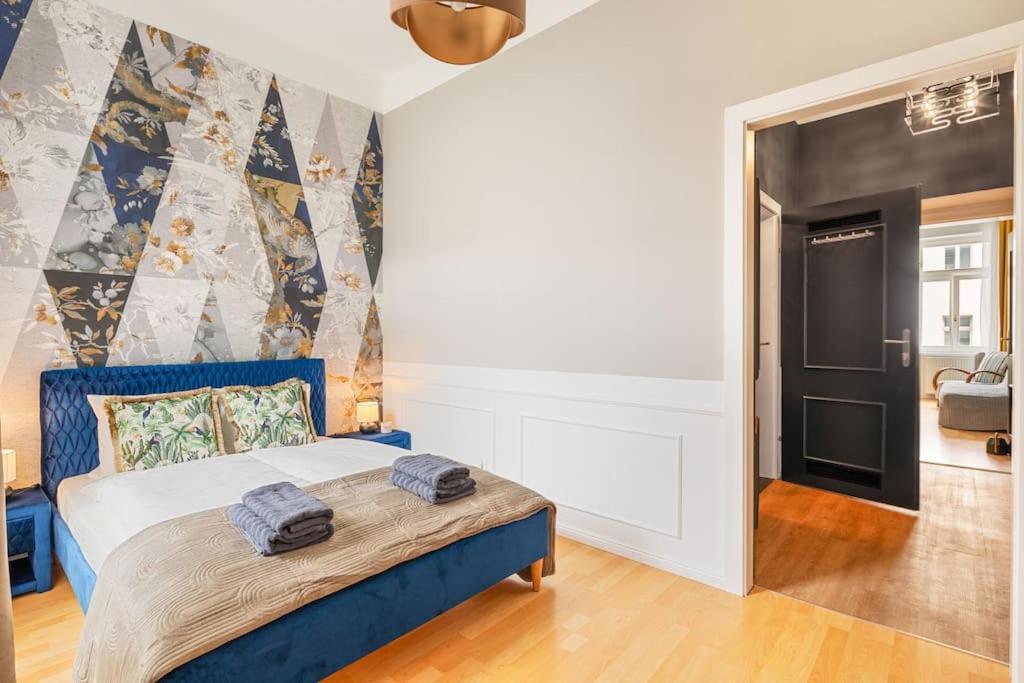 Apartament Anthrazit Oasis Near Center Shoppingstreet 3 *